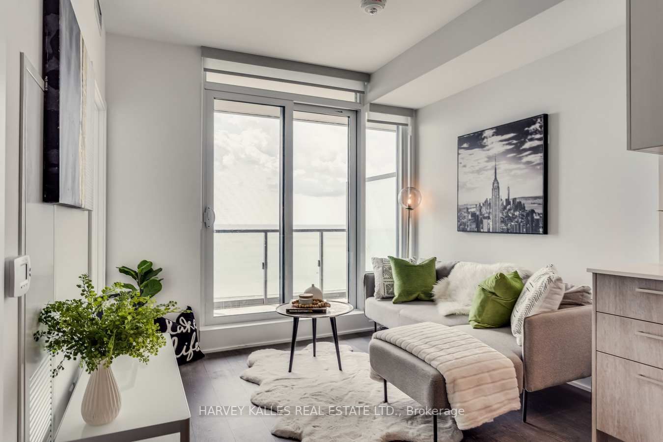 1926 Lakeshore Blvd W, #1708