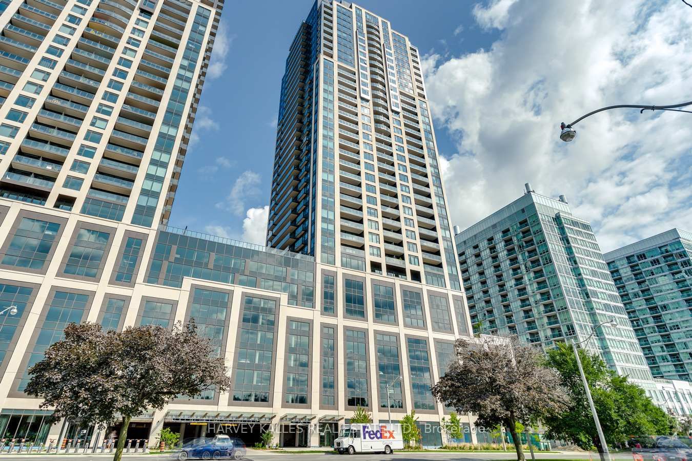 1926 Lakeshore Blvd W, #1708