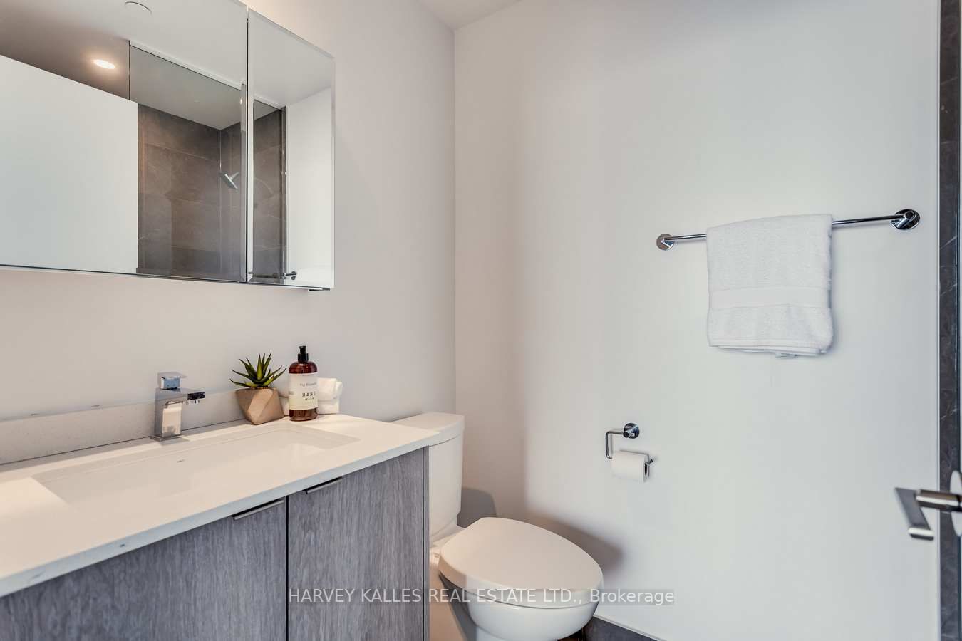 1926 Lakeshore Blvd W, #1708
