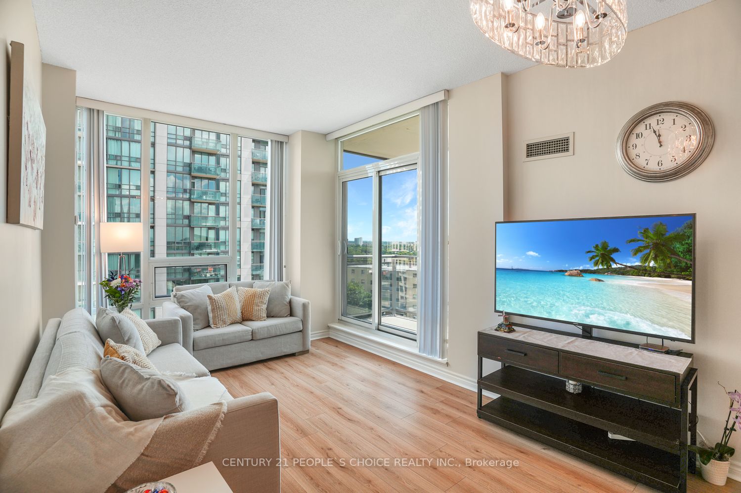 3525 Kariya Dr, #911