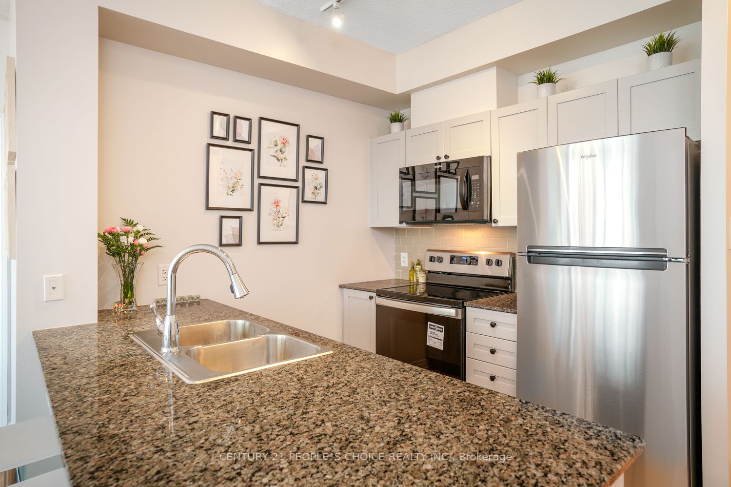 3525 Kariya Dr, #911