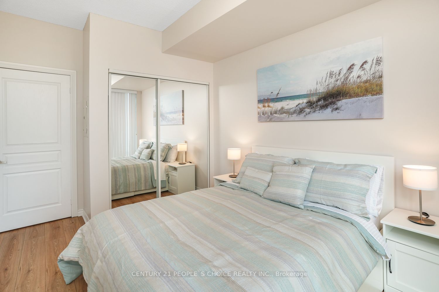 3525 Kariya Dr, #911