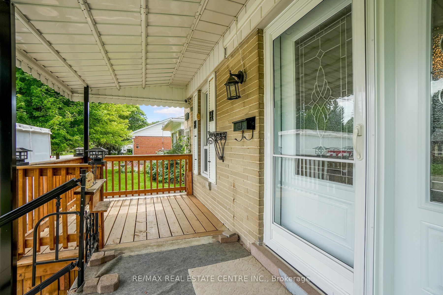 51 Hewson Cres