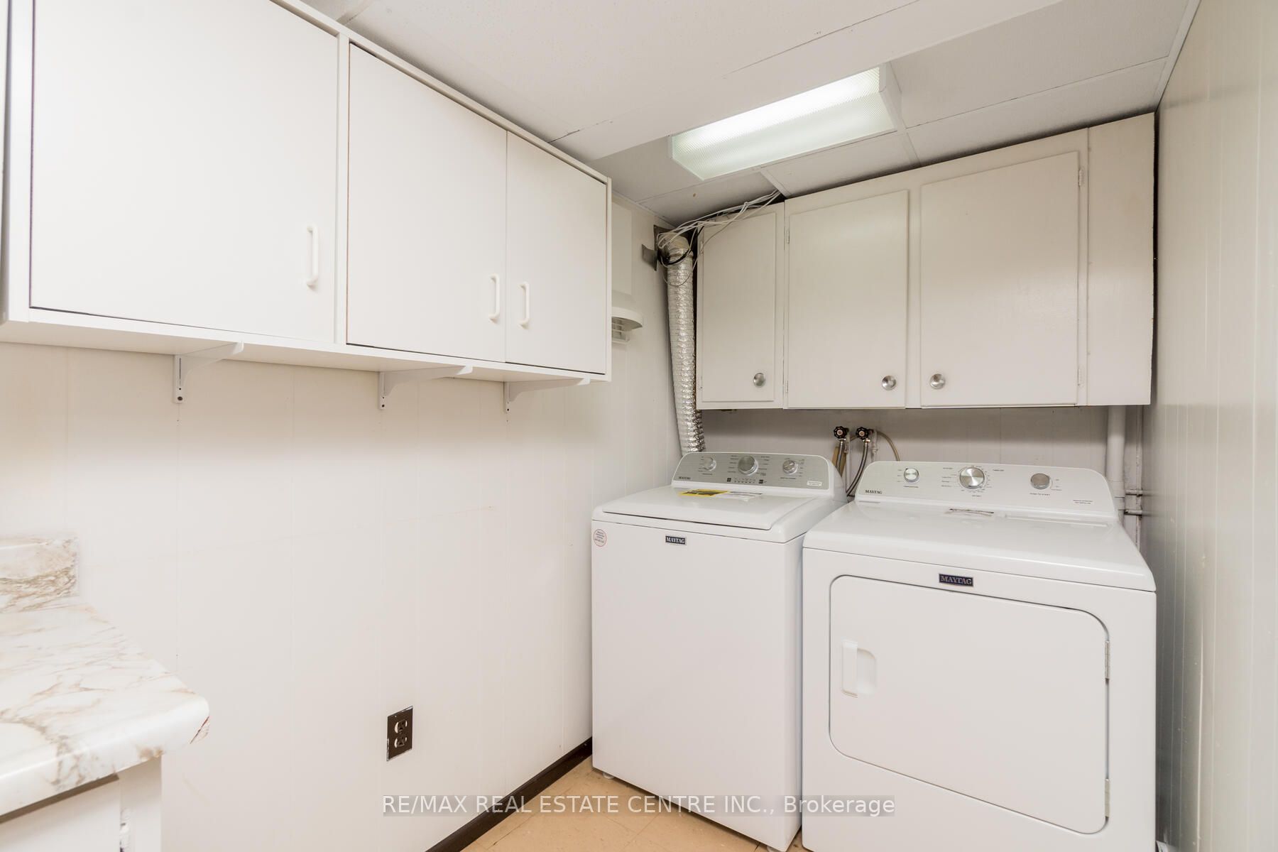 51 Hewson Cres