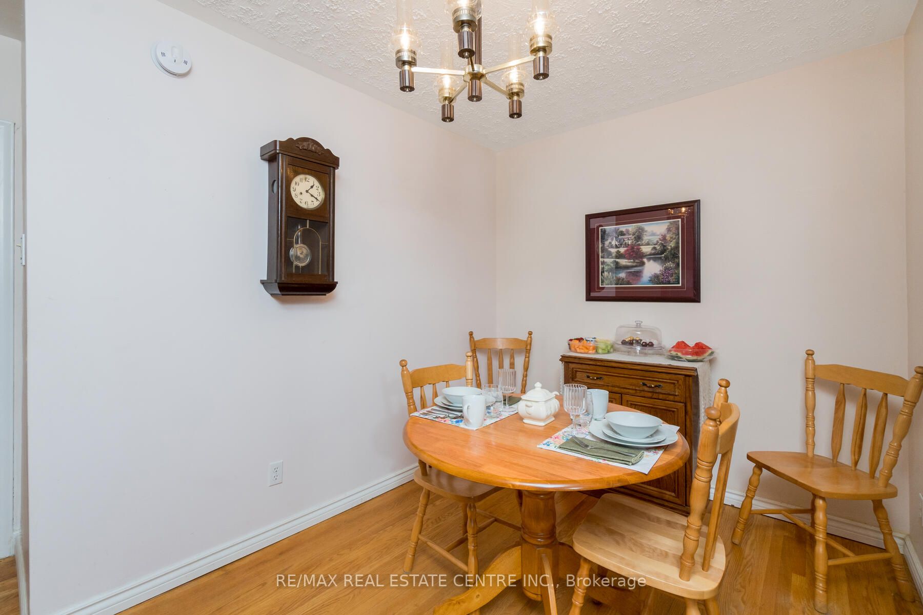 51 Hewson Cres