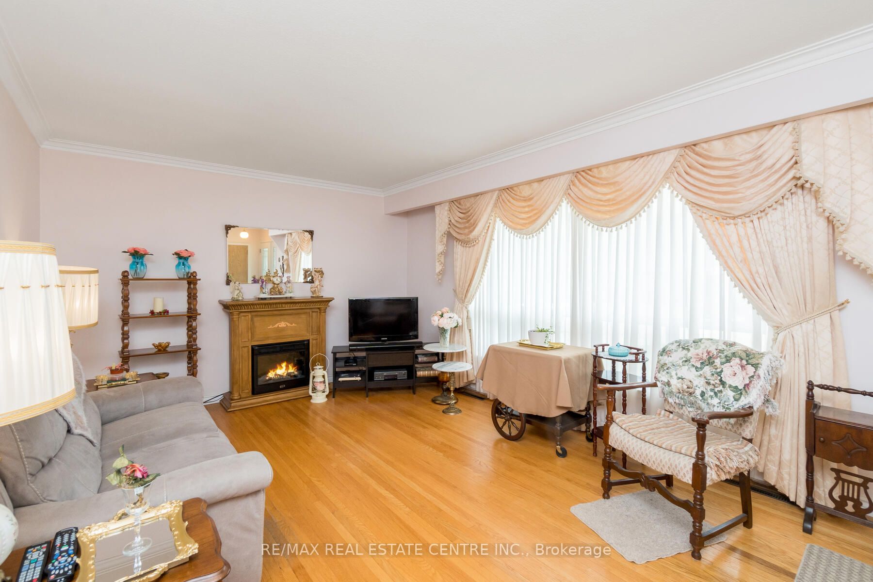 51 Hewson Cres