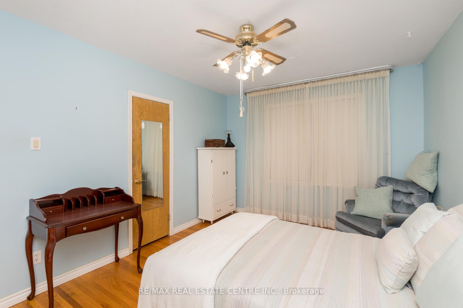 51 Hewson Cres