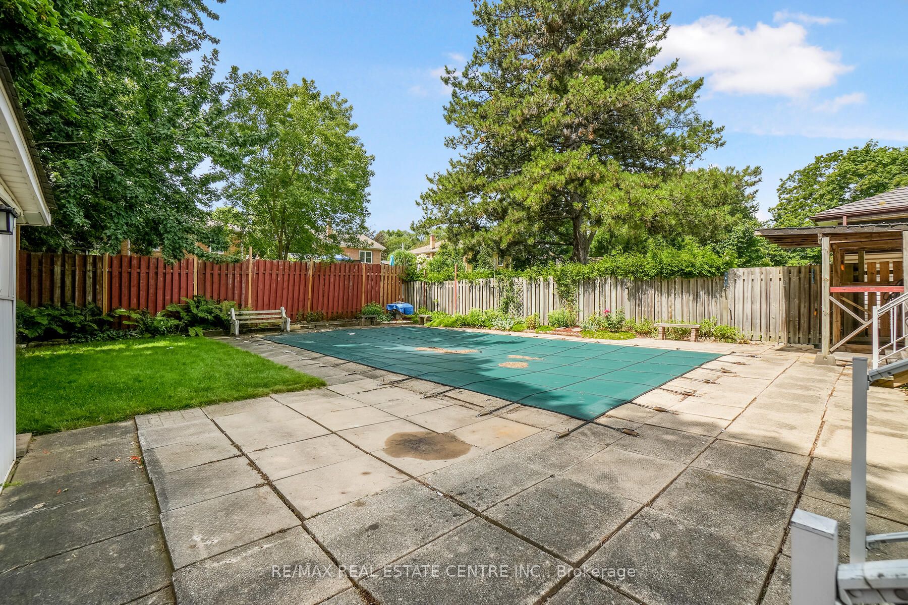 51 Hewson Cres