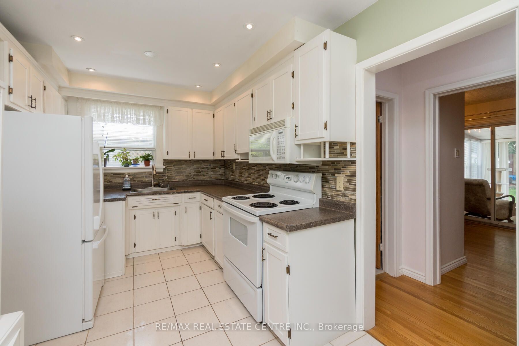51 Hewson Cres