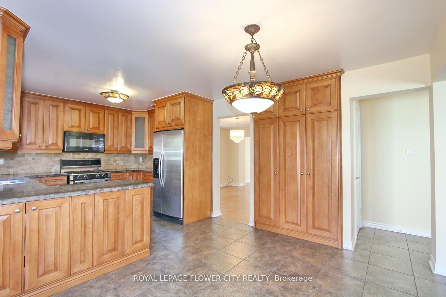 20 Burt Dr
