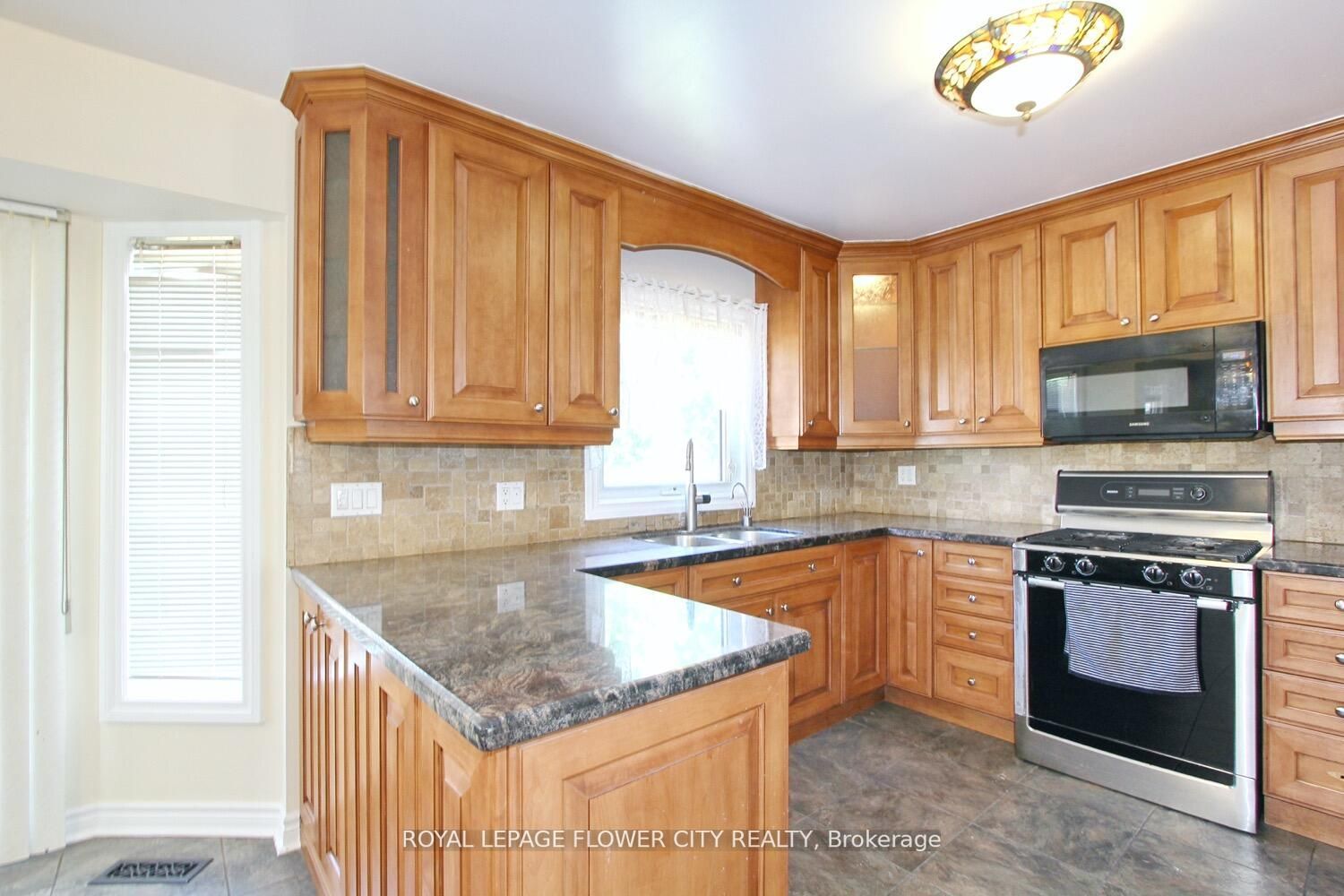20 Burt Dr
