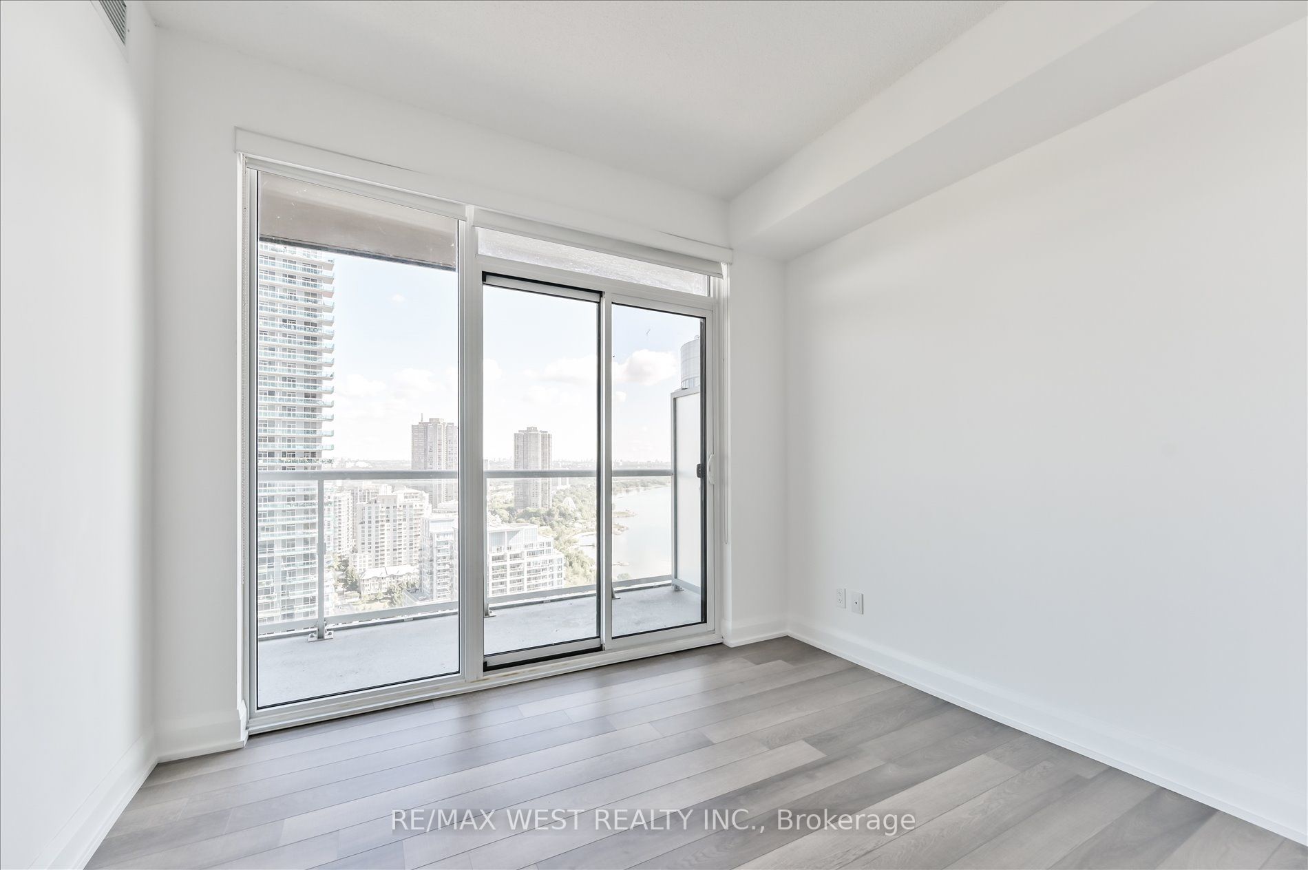 56 Annie Craig Drive Dr, #2608