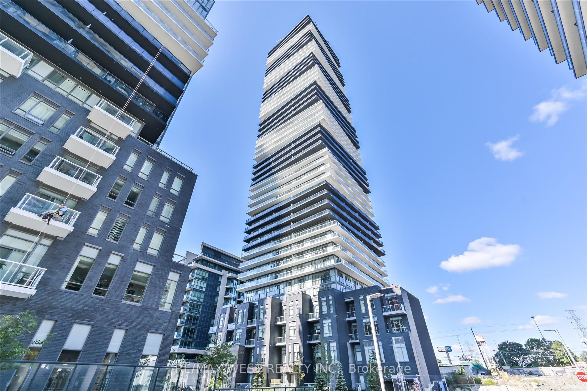 56 Annie Craig Drive Dr, #2608