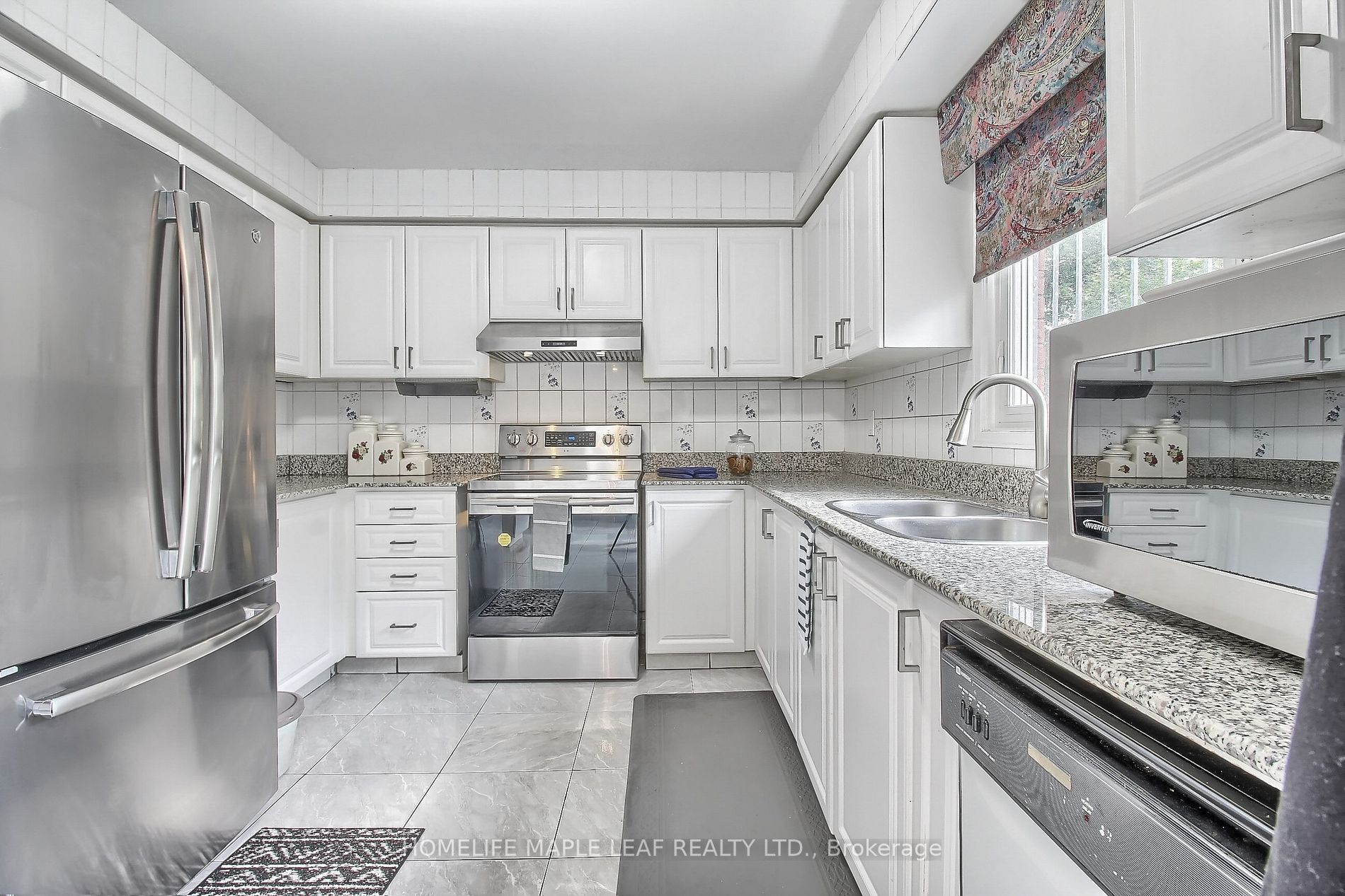 269 Murray St