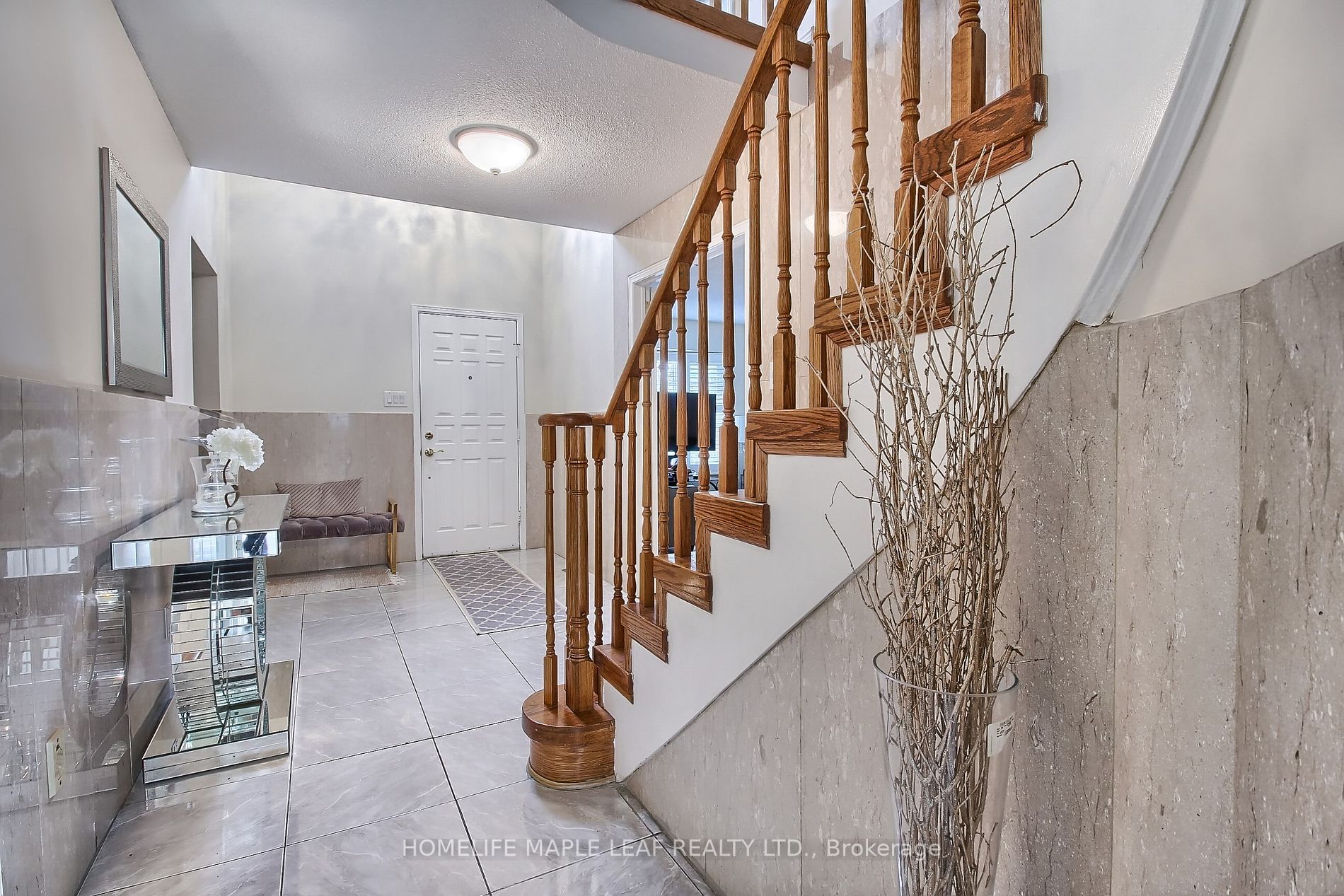 269 Murray St