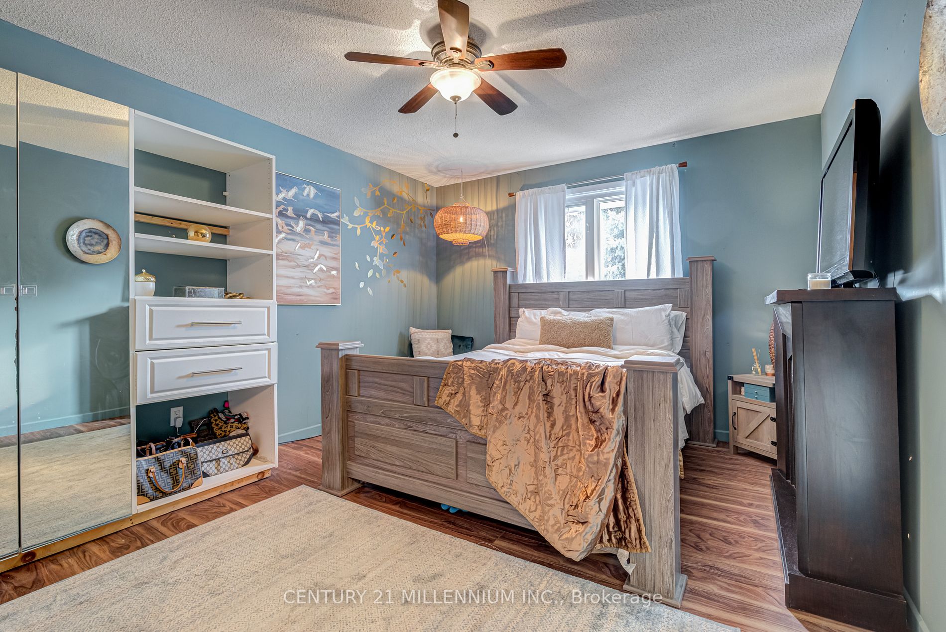 70 Madelaine Cres