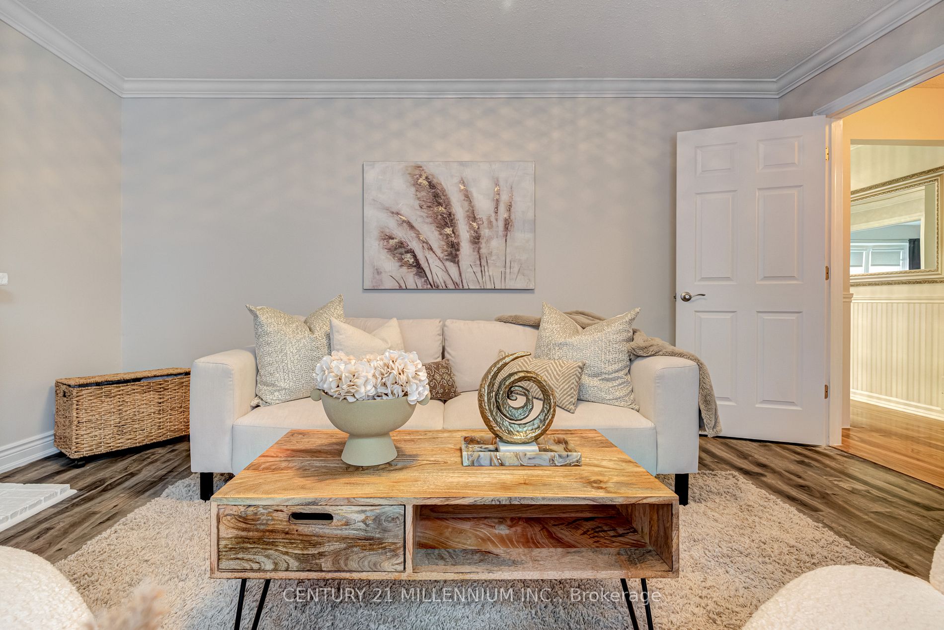 70 Madelaine Cres