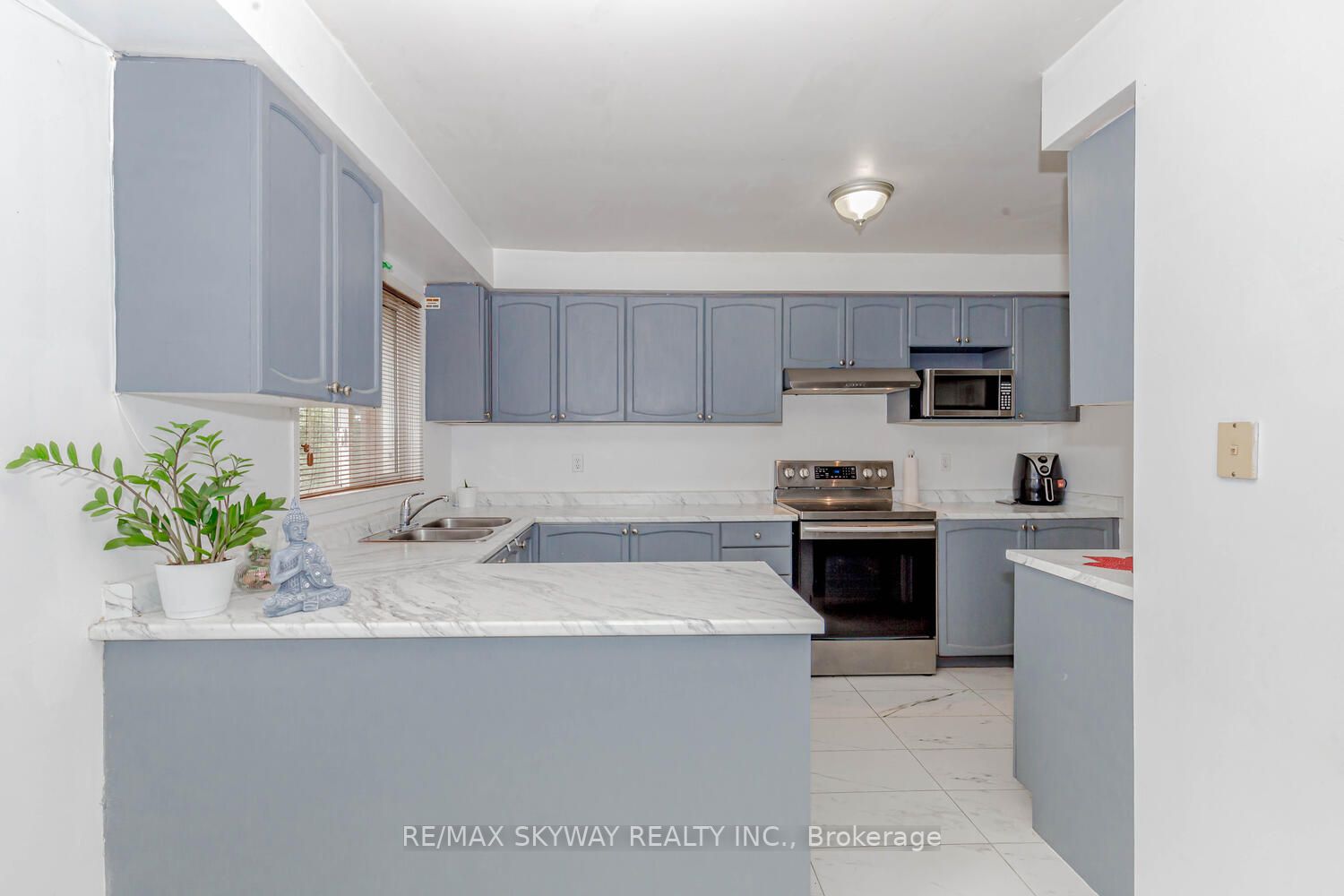 65 Brickyard Way, #7