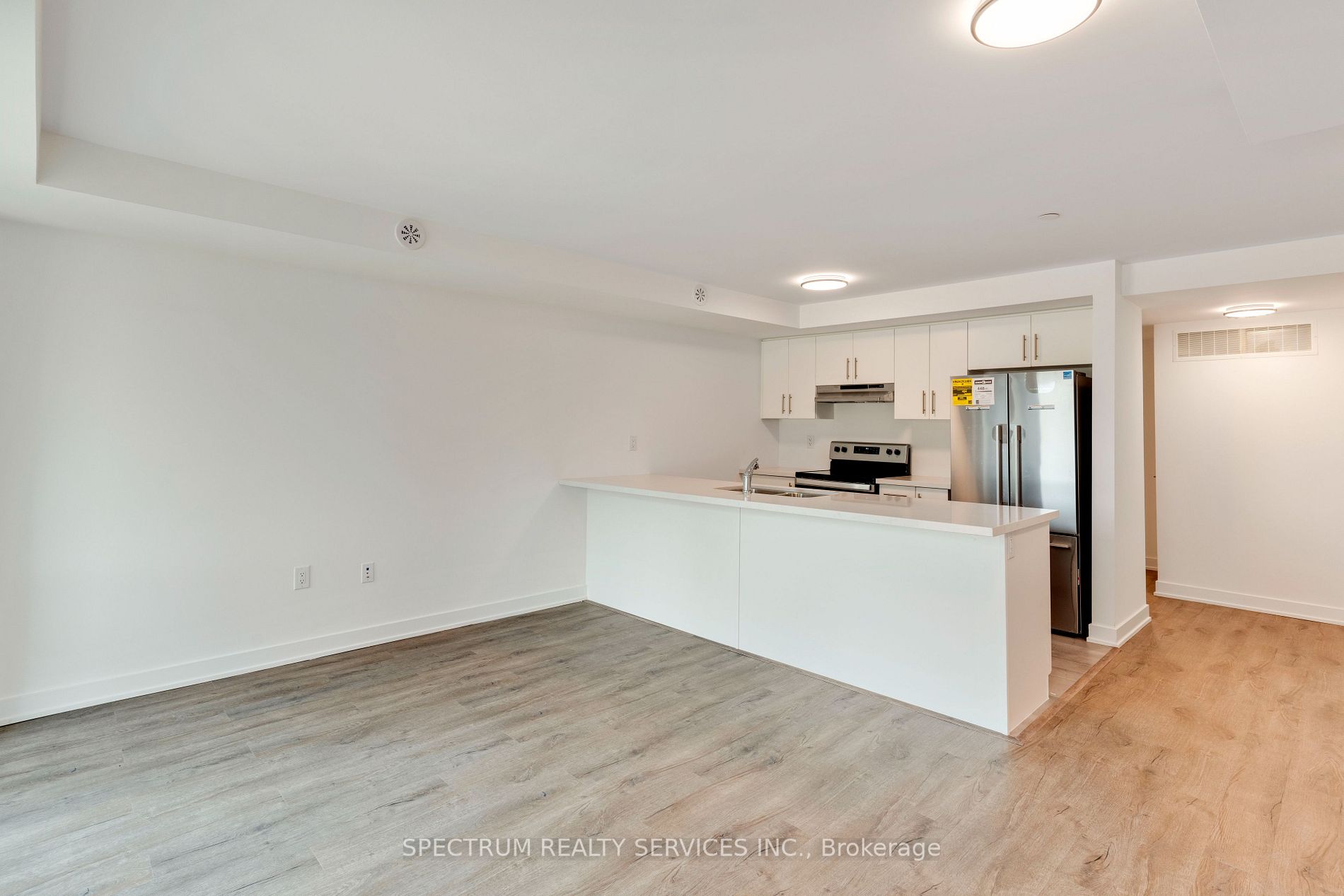 195 Veterans Dr, #5