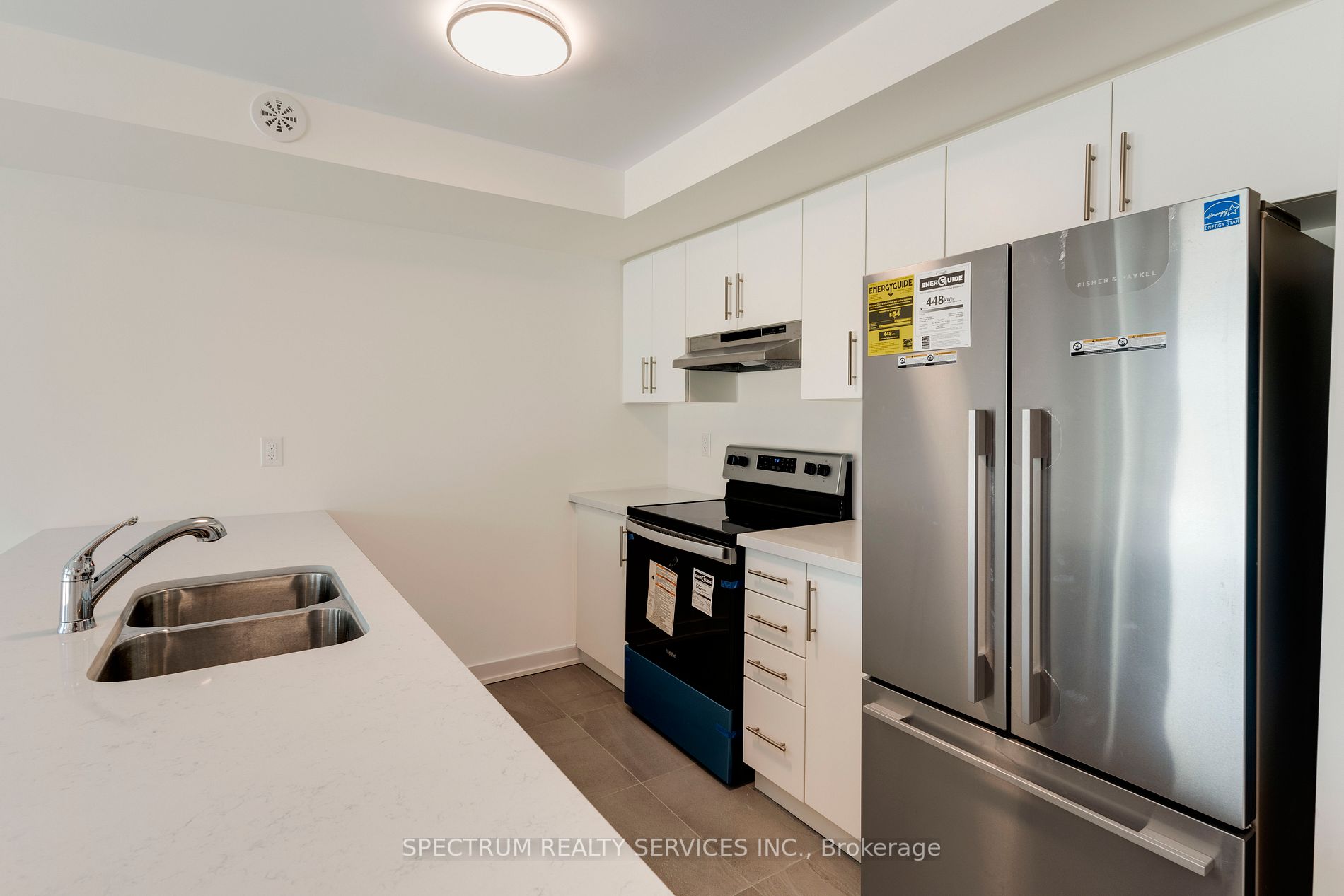 195 Veterans Dr, #5