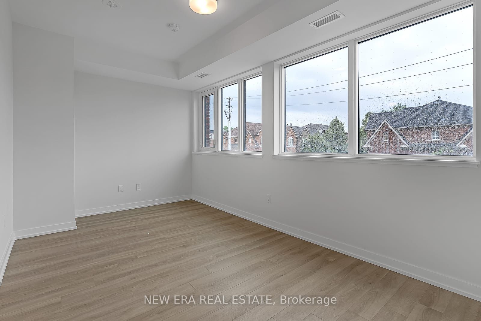 12 Symes Rd, #102