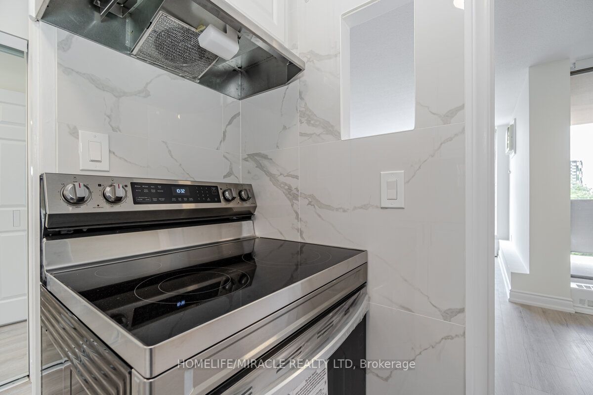 345 Driftwood Ave, #604