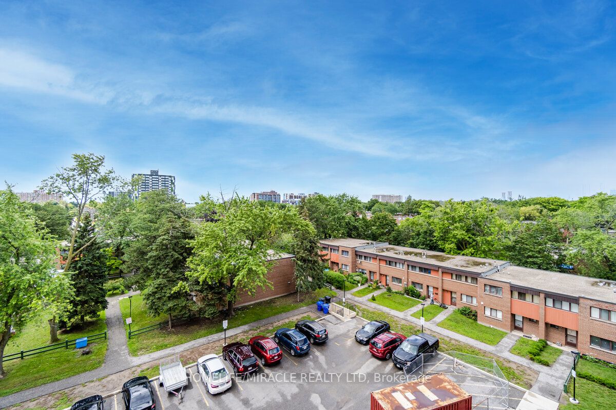 345 Driftwood Ave, #604