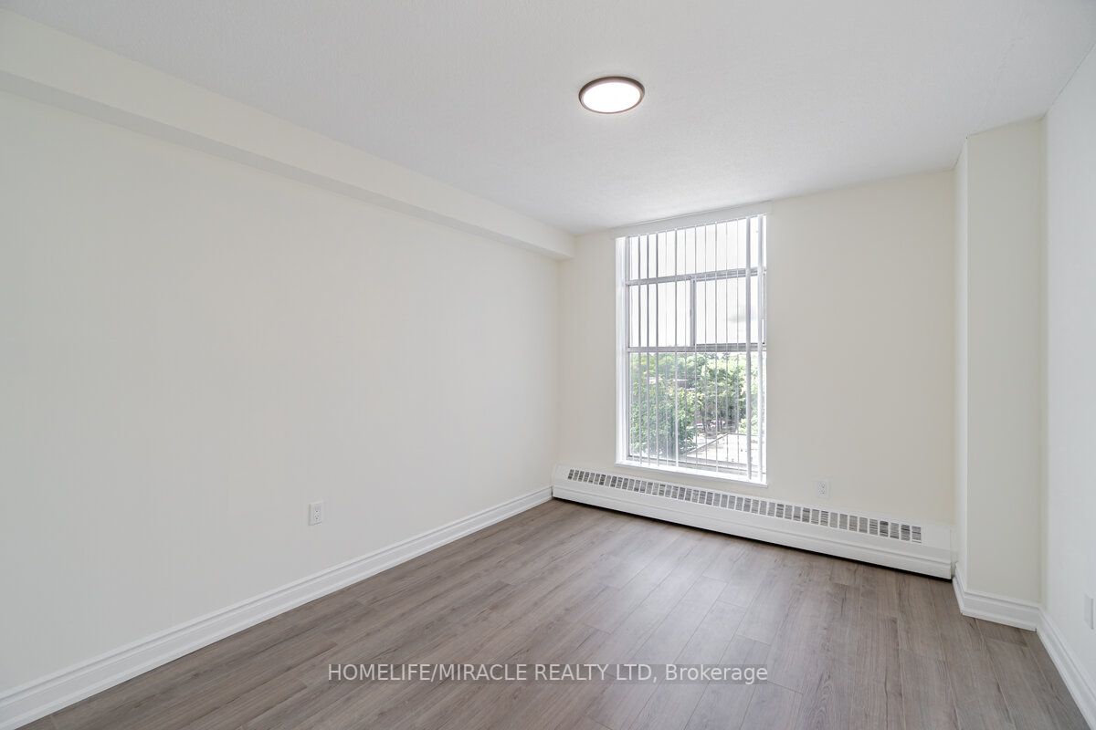 345 Driftwood Ave, #604