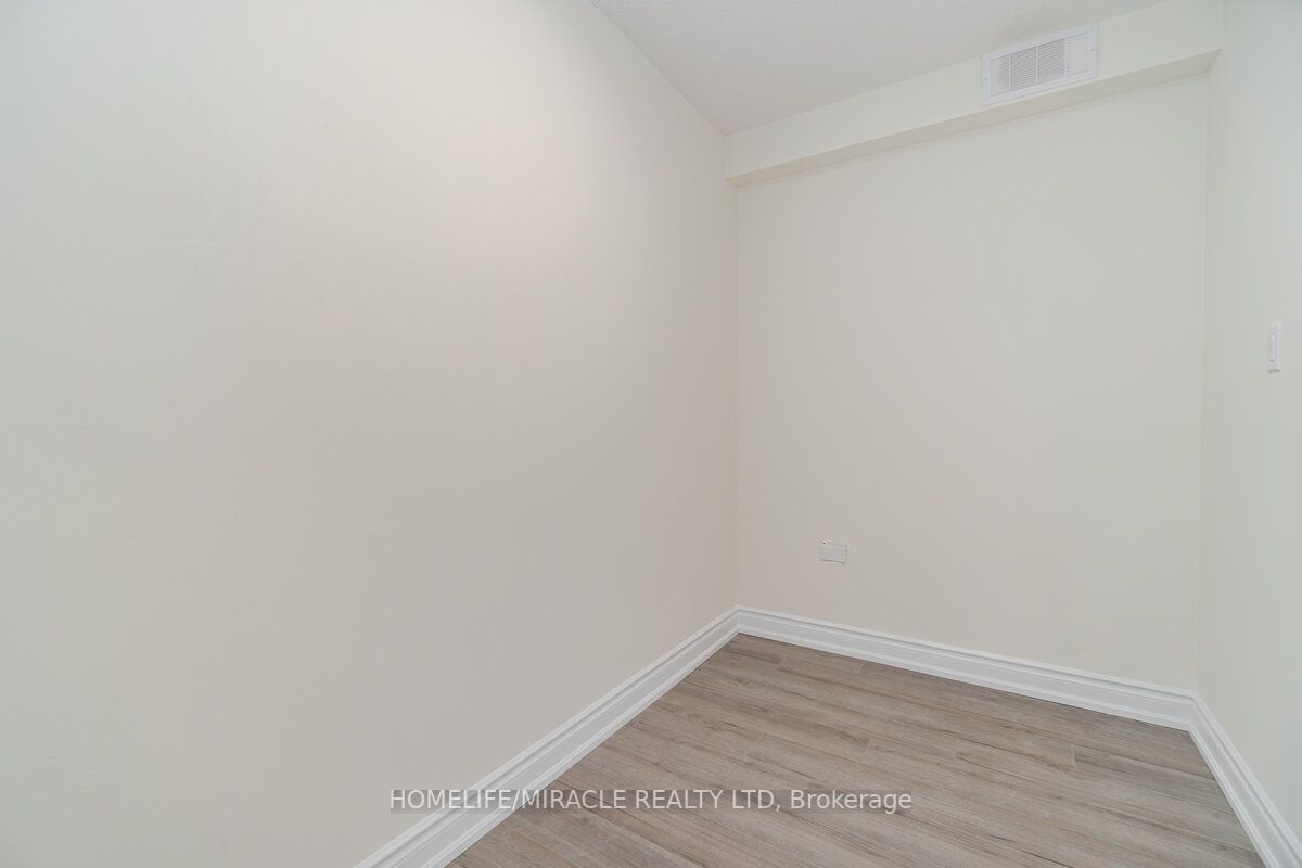 345 Driftwood Ave, #604