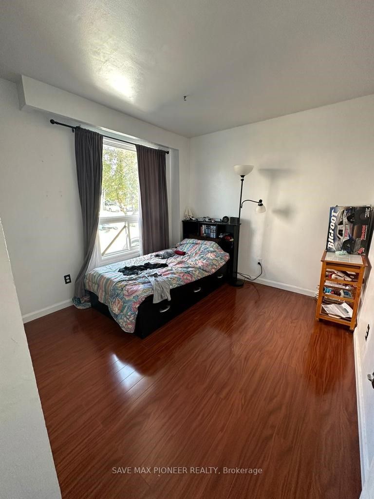28 Gailwood Court, #(Upper)
