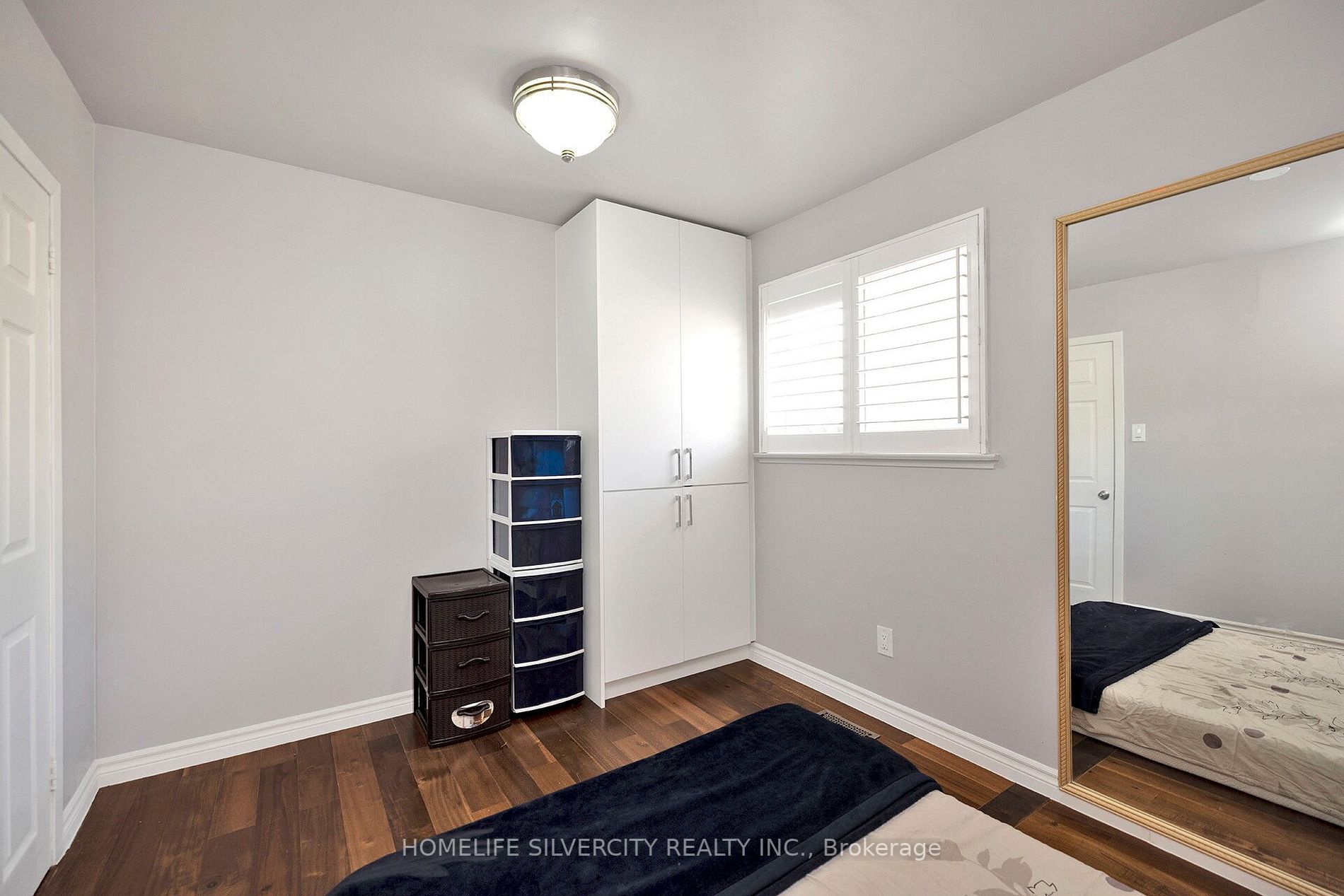 38 Inglewood Dr