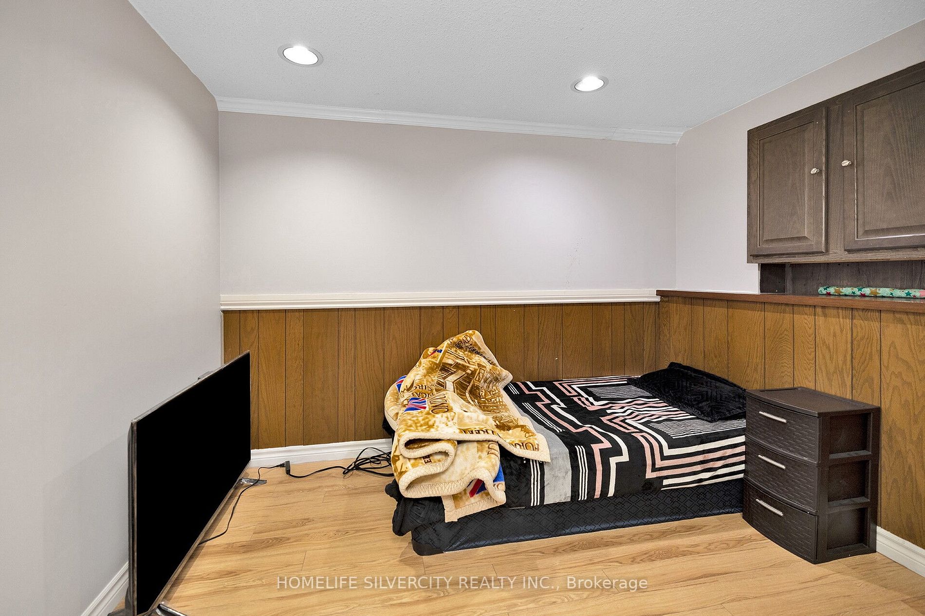 38 Inglewood Dr