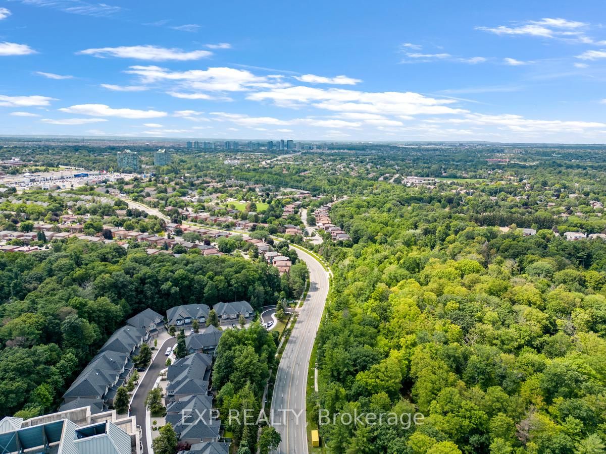 1800 The Collegeway Way, #606