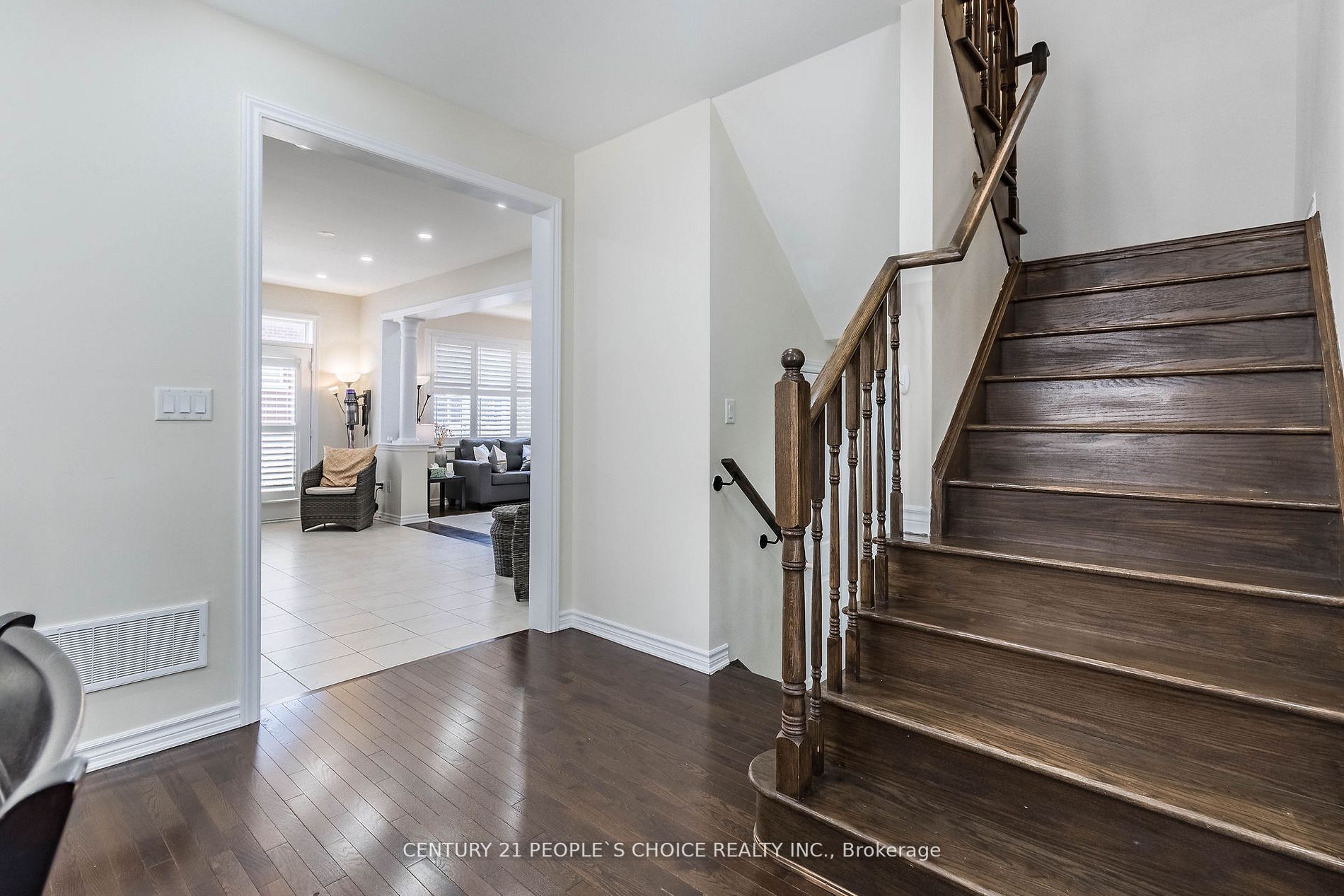 14 Watfive St