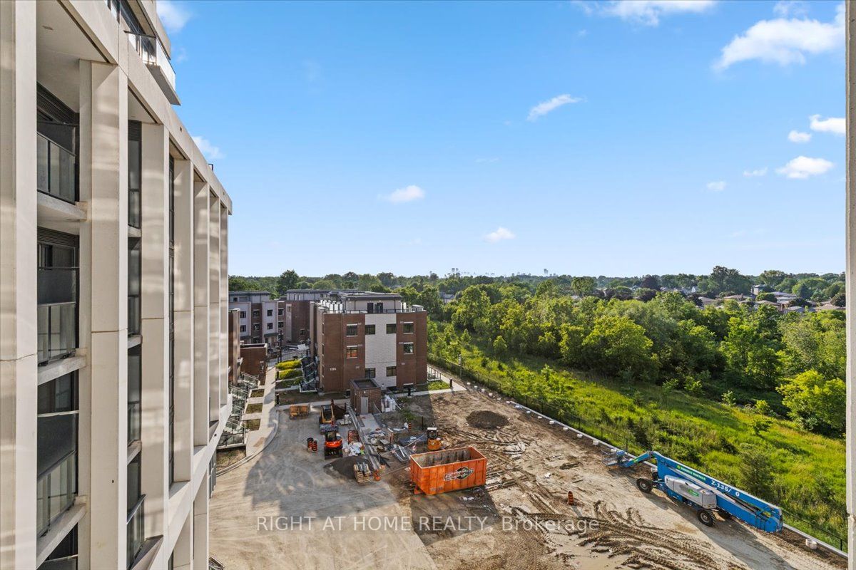 1063 Douglas Mccurdy Comm Circ, #1201