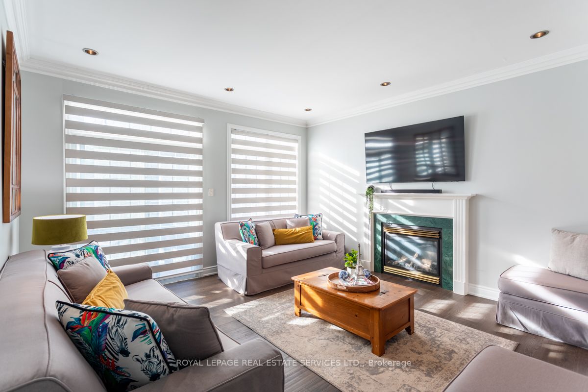 2437 West Ham Rd W