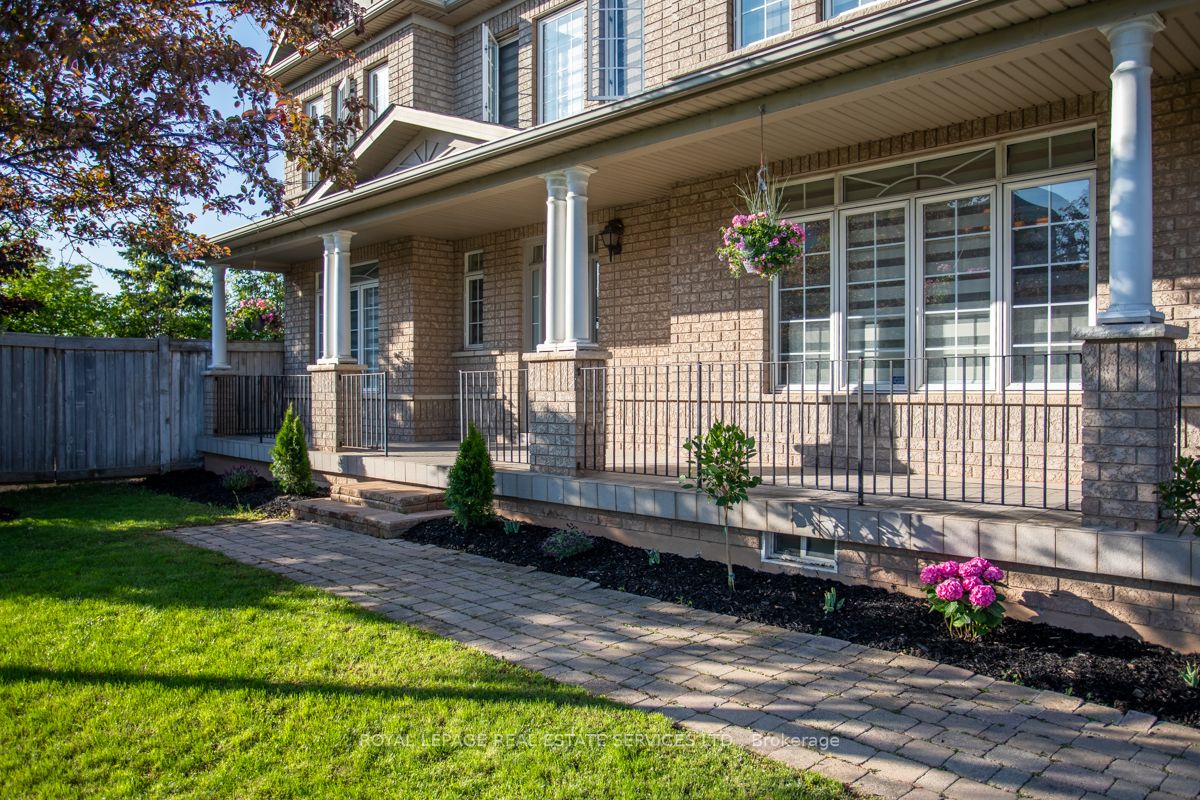 2437 West Ham Rd W
