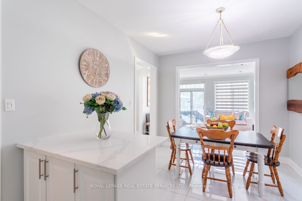 2437 West Ham Rd W