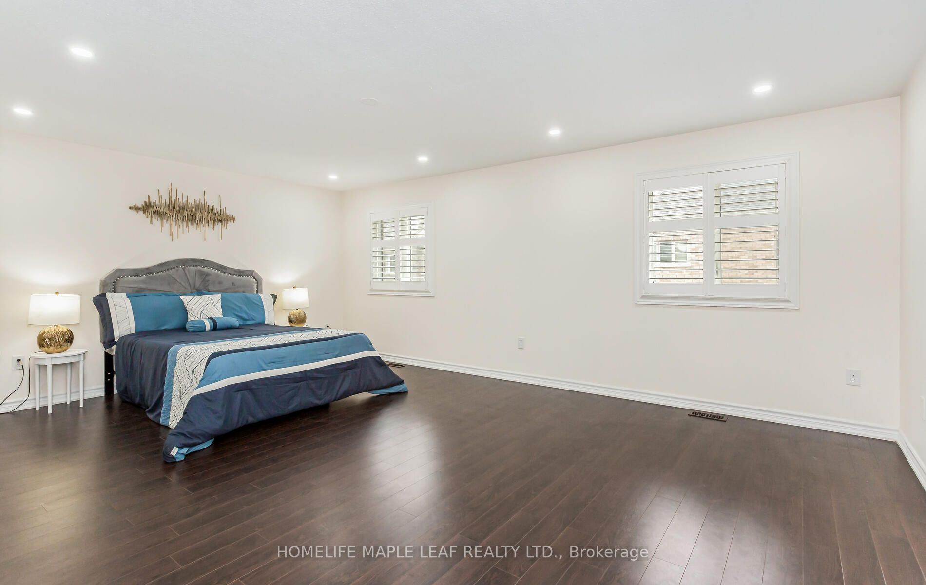 11 Cloverhaven Rd