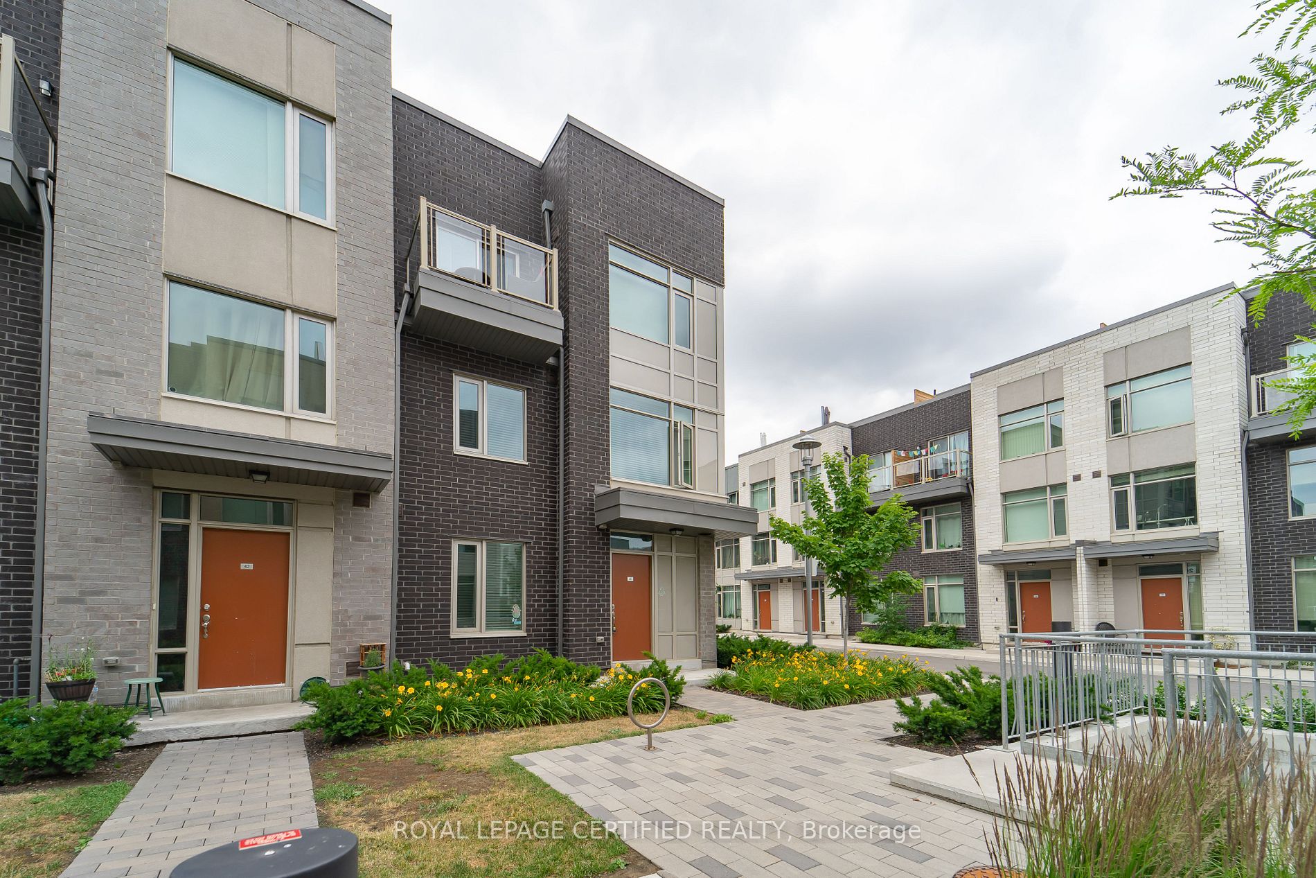 26 Applewood Lane, #43