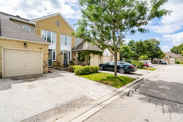 22 Hartnell Sq, #65