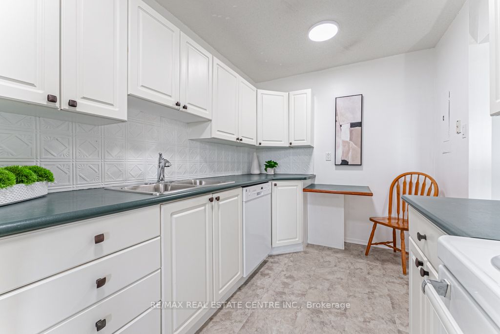 Listing W6717884 - Large Photo # 7
