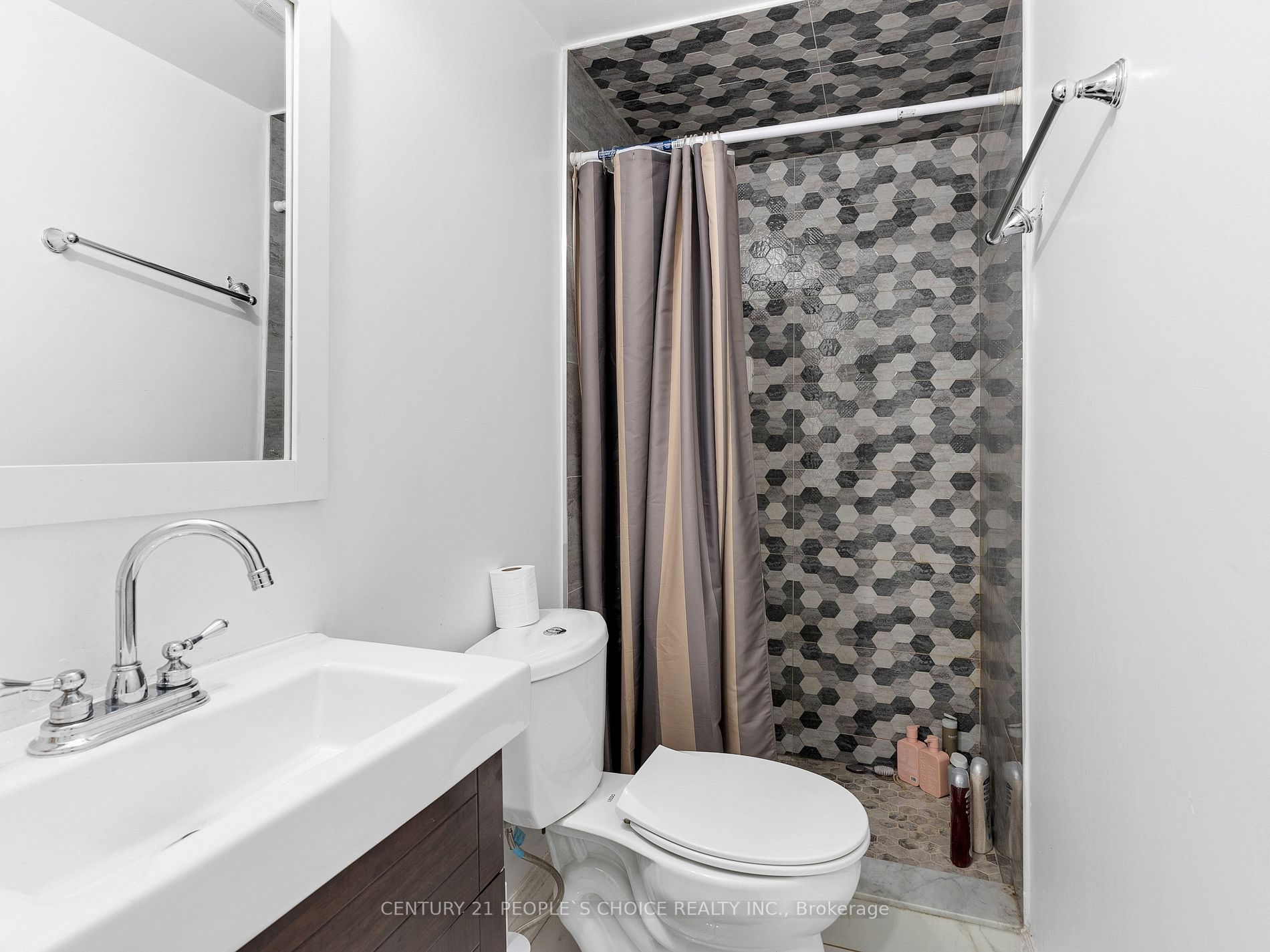 55 Windermere Crt