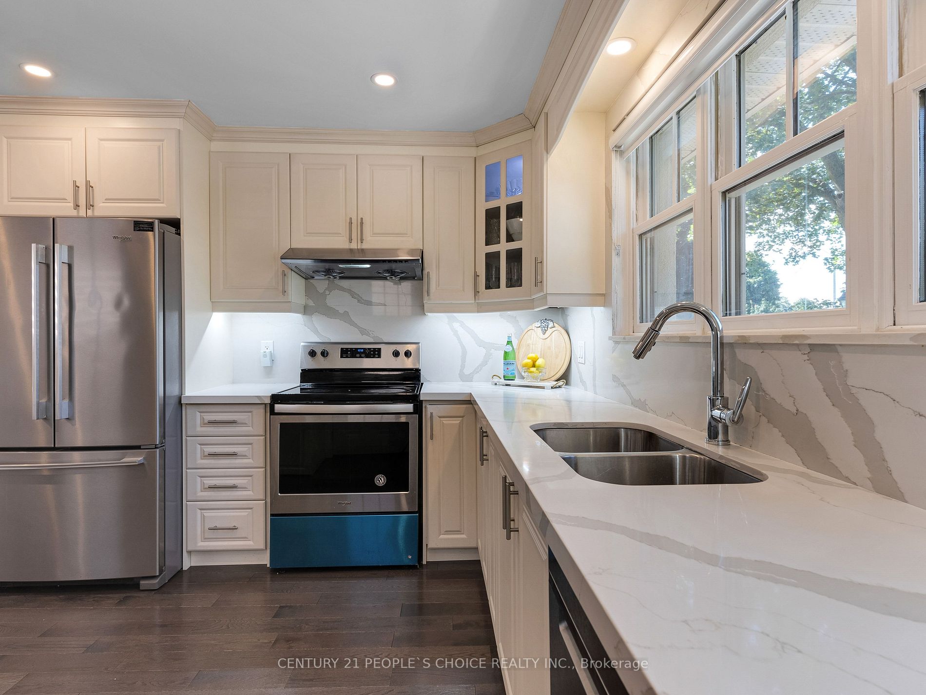 55 Windermere Crt