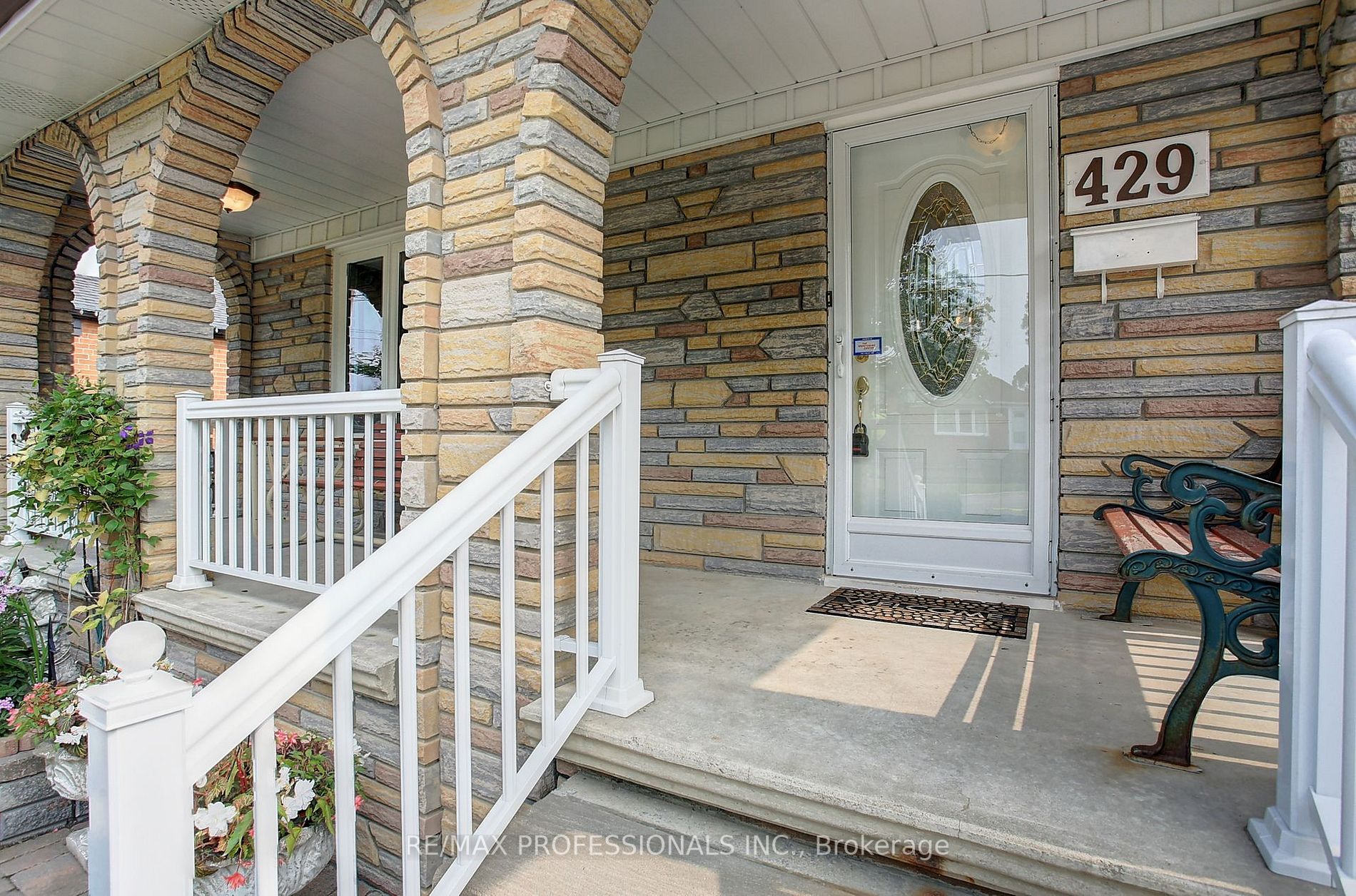 429 Lanor Ave