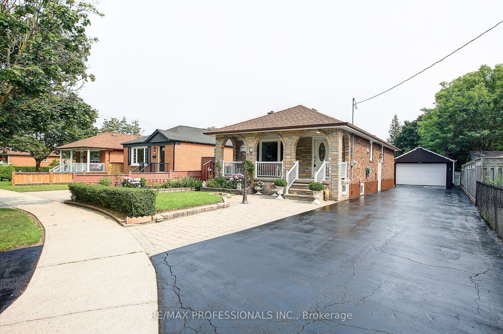 429 Lanor Ave