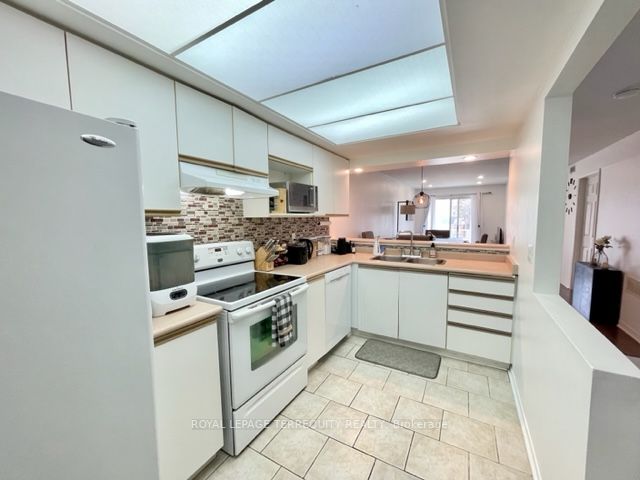 109 Bristol Rd E, #136