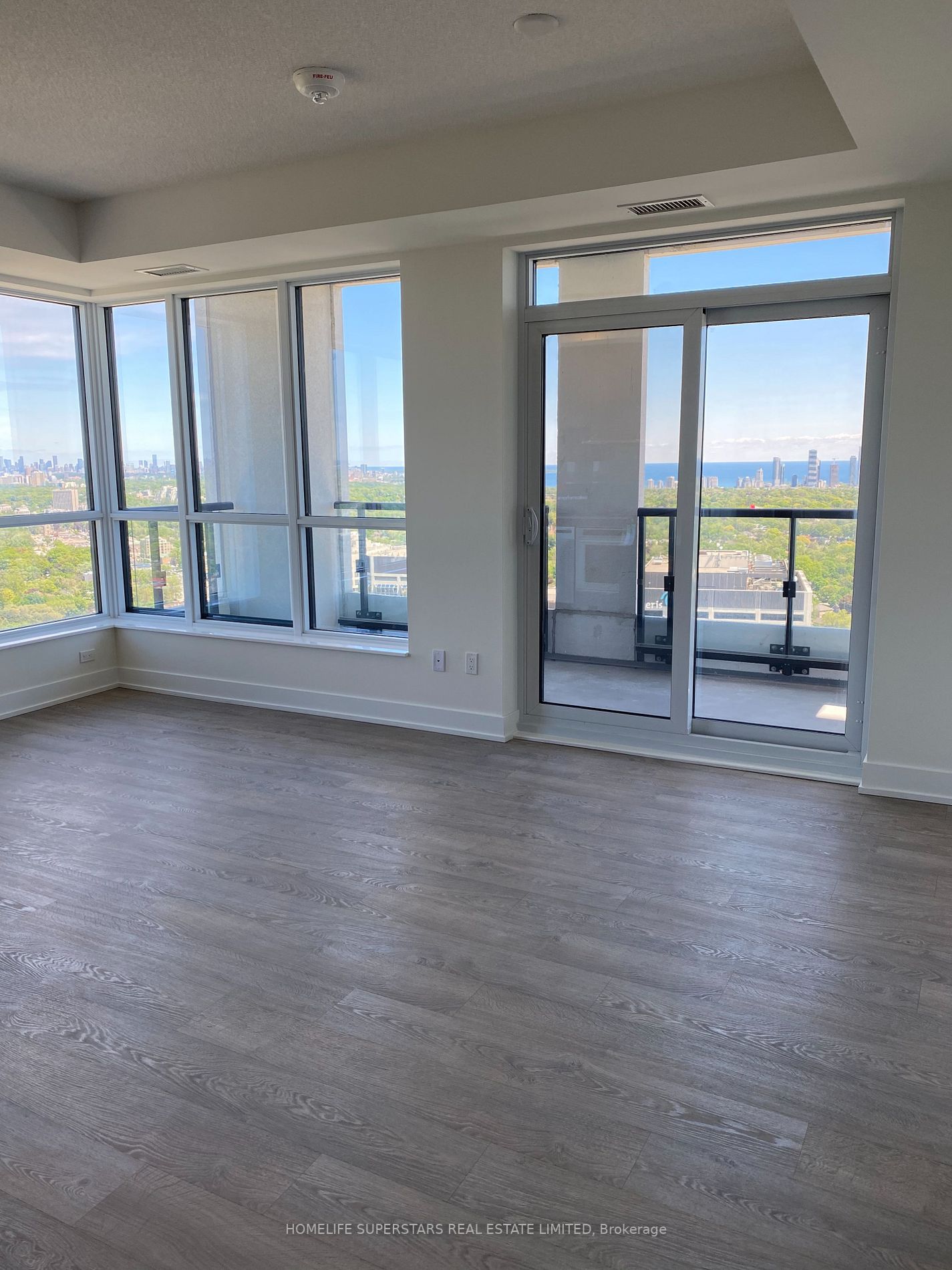 7 Mabelle Ave, #3608