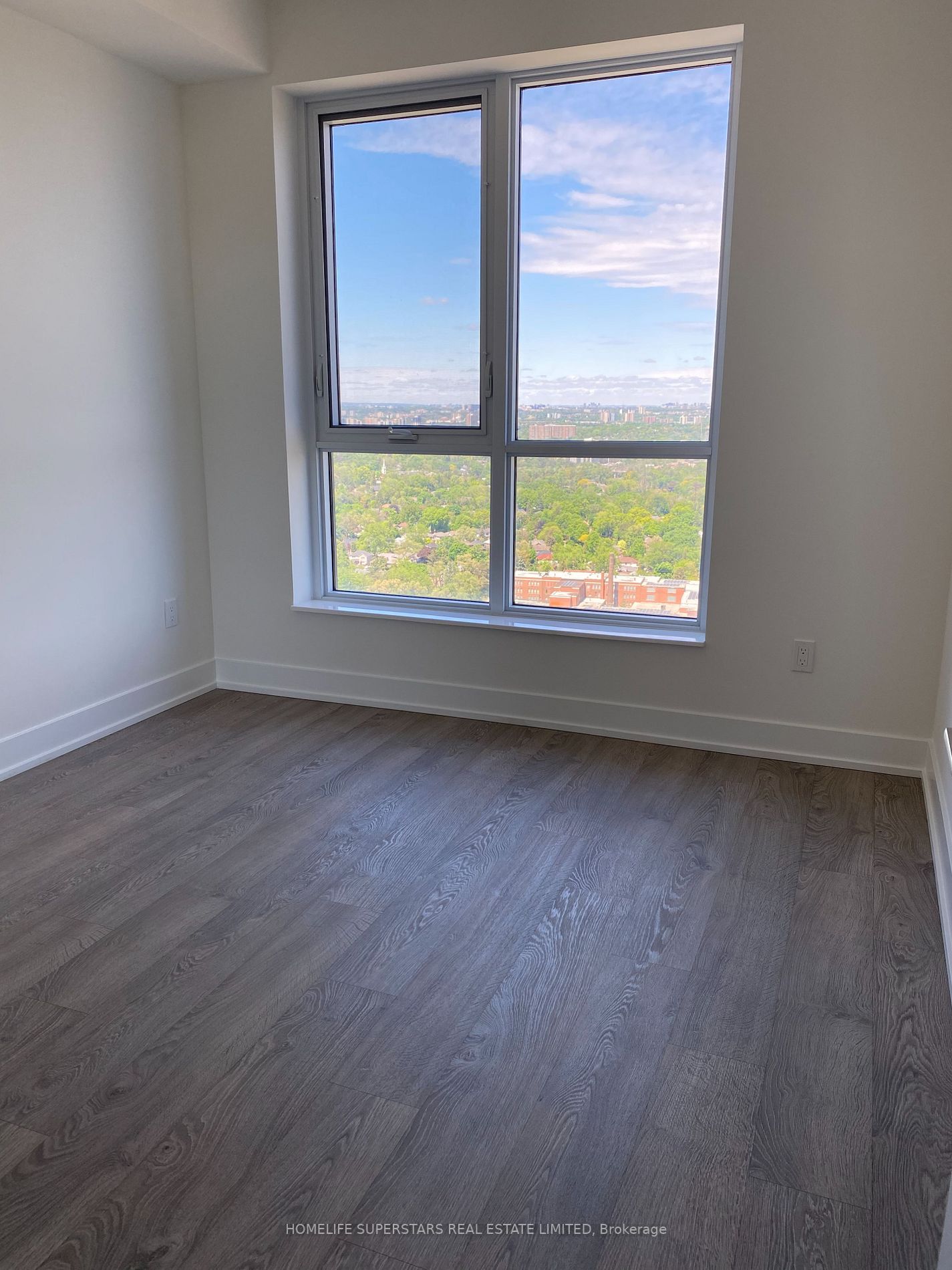 7 Mabelle Ave, #3608