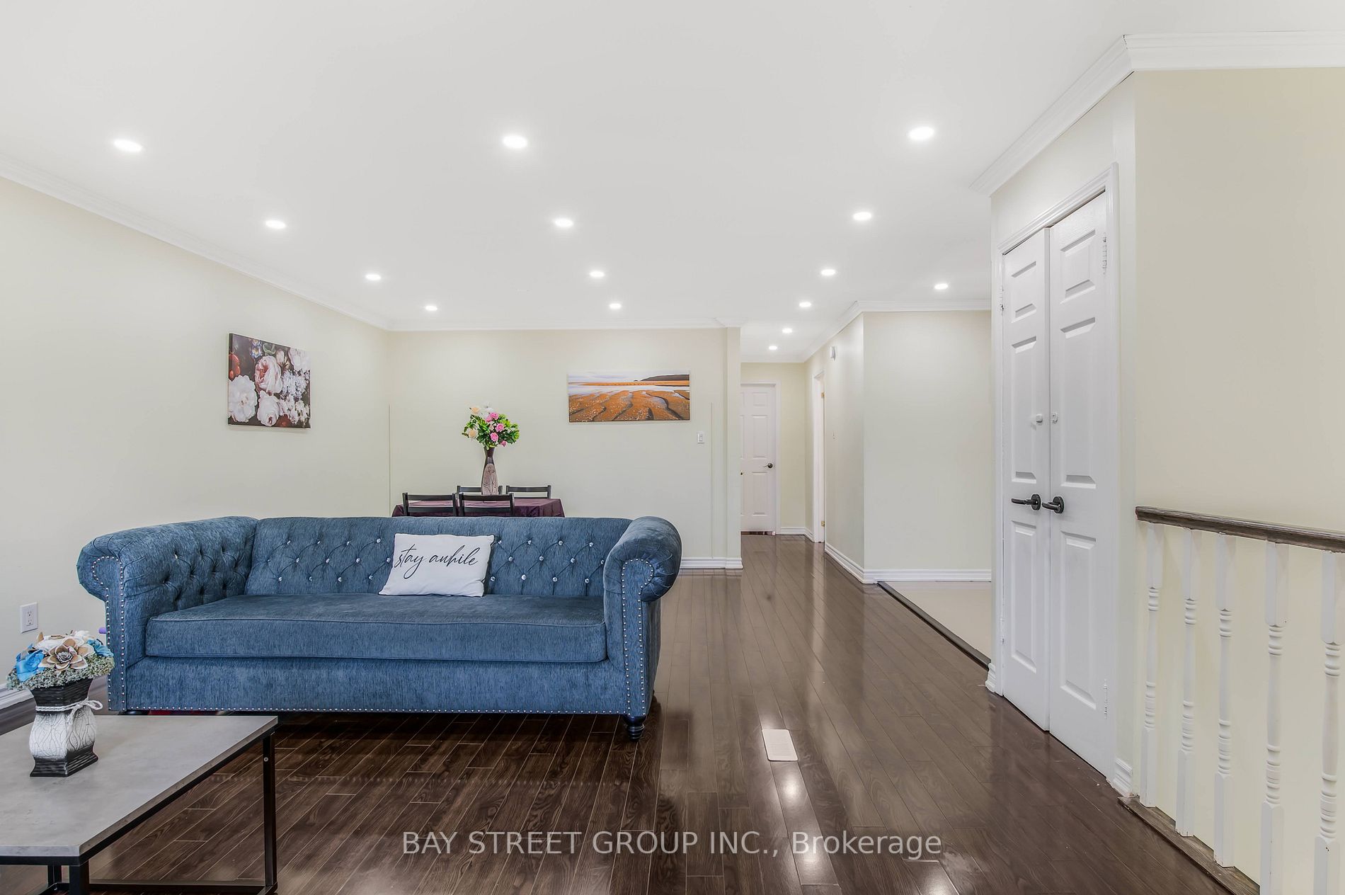 15 Bruce Beer Dr